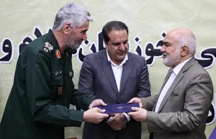 قدردانی فرمانده قرارگاه شهید شاطری از استاندار خوزستان&nbsp;