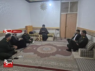 تقدیر از ایثار و صبر خانواده شهدا در دشت آزادگان