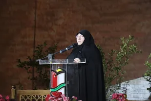 احیای هویت زن مسلمان ایرانی، میراث ارزشمند انقلاب اسلامی است