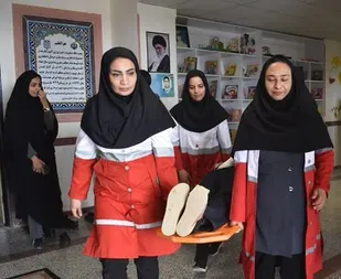 زنگ هفته پدافند غیرعامل در مدارس بهاباد یزد نواخته شد