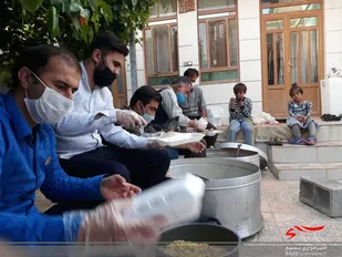 توزیع 250غذای گرم در فلارد لردگان