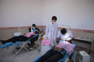 حضور بزرگترین گروه جهادی دندانپزشکی کشور در منطقه مرزی درح