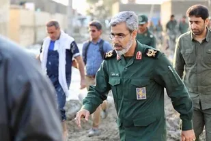 توزیع 30000 بسته معیشتی بین سیل زدگان/200 گروه جهادی فعال کار خدمات رسانی به سیل زدگان  هرمزگان را برعهده دارند