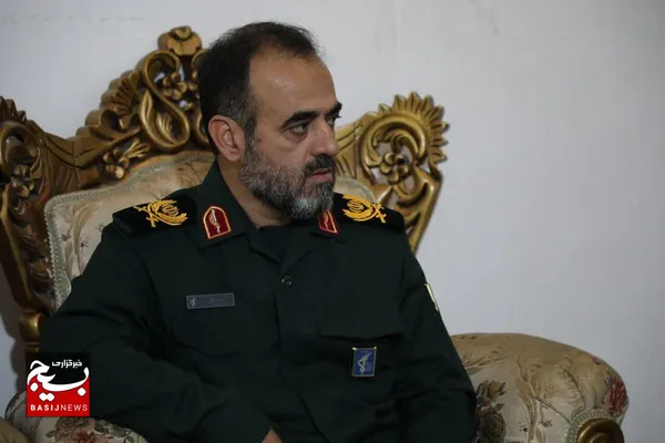 دیدار  فرمانده سپاه قدس گیلان با خانواده شهدای اقتدار