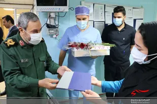 تجلیل فرمانده سپاه انصارالمهدی(عج) از کادر درمان و پرستاران بیمارستان بهمن زنجان