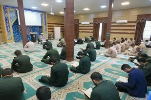 برگزاری محفل انس با قرآن کریم در سپاه ناحیه زابل