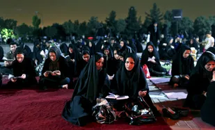 پنج برابر عمر بیشتر برای زنانی که در مراسم مذهبی شرکت می&zwnj;کنند