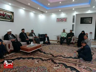 ادای احترام به فداکاری&zwnj;ها