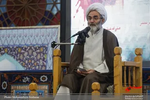 مجلس و دولت برای رفع مشکلات مردم سیاسی&zwnj;کاری&zwnj; را کنار بگذارند