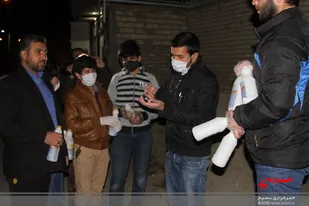 آغاز مرحله دوم تولید و توزیع بسته&zwnj;های بهداشتی در مناطق کم برخوردار اصفهان توسط دانشجویان بسیجی/ توزیع 43620 بسته در مرحله نخست