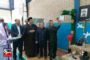 باید زمینه رشد علمی و معرفتی دانش آموزان فراهم شود