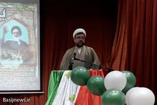 عظمت انقلاب اسلامی در تربیت یافتگان مکتب توحیدی و مکتب ولایت است/ وظیفه سربازان فرهنگی جهاد تبیین است