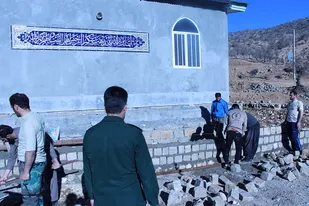 تکمیل مسجد بین راهی بخش بازفت شهرستان کوهرنگ با همت جهادگران
