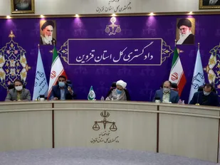 حضور مسئول سازمان بسیج حقوق دانان درنشست عالی دادگستری کل استان قزوین و در بین حقوق دانان بسیجی استان
