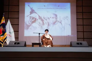 کار جهادی، امروزه کشور را اداره می کند / تجربه در کنار فعالیت جهادی جوانان باید باشد