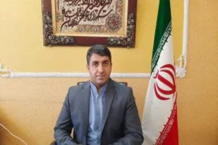 زمین چمن فوتبال شهید فرزاد سلیمانیان نهاوند بازسازی می&zwnj;شود