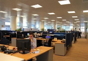 اجرای طرح دورکاری ۵۰ درصدی کارمندان استان البرز به ستاد ملی کرونا پیشنهاد شد