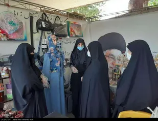 رونمایی از مانتوی " متینا" در نمایشگاه دفاع مقدس ناحیه کربلا تهران بزرگ