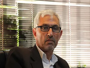 مدیران نجومی قوانین را به نفع خود تفسیر می&zwnj;کنند