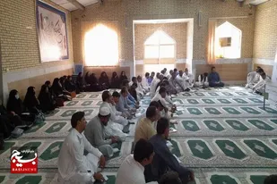 نشست بصیرت افزایی و روشنگری برای فرهنگیان در شهرستان فنوج