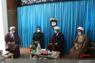 دیدار پاسداران سپاه ناحیه دامغان با امام جمعه شهرستان