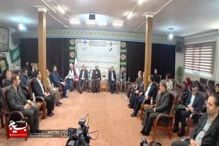 دیدار وزیر اقتصاد و دارایی با نماینده ولی فقیه در استان همدان