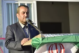 کشور به کارگاه سازندگی تبدیل شده است