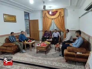 دیدار و حضور فرمانده لشکر عملیاتی در جمع دو نفر از پاسداران به مناسبت ازدواج آنها