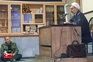 نور ایمان مهمترین ابزار شناخت ضعف های درونی است