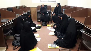برگزاری دوره توانمندسازی فرماندهان پایگاه های بسیج خواهران شاهرود+ تصاویر