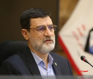 مشکلات اقتصادی با همدلی مردم و مسئولان قابل حل است / جوانان ادامه دهنده مکتب شهدا هستند