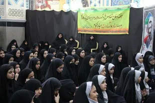همایش به رسم زینب (س) در میبد برگزار شد