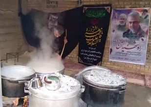 پخت و توزیع ۵۰۰ پرس غذا در بخش منج لردگان