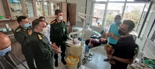فرمانده سپاه سلماس از کادر درمانی شهرستان تجلیل کرد