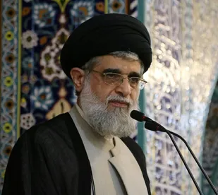 انتقاد شدید امام جمعه بندر انزلی از ساخت&zwnj; و ساز&zwnj;های غیرقانونی در حریم تالاب انزلی
