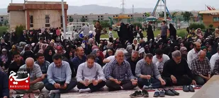 برگزاری مراسم روز عرفه در جوار شهدای گمنام شهر مهرگان+تصاویر