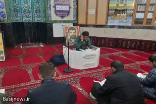 برگزاری محفل انس با قرآن و نشست بصیرتی پایگاه شهید چمران ملایر