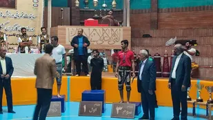 درخشش کارگران استان چهارمحال و بختیاری درمسابقات پهلوانی و زورخانه&zwnj;ای کارگران کشور