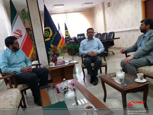 اقدامات گروه های جهادی الگوی مناسبی برای جوانان و نوجوانان است