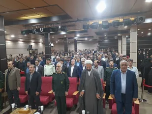 نشست فعالان اقتصادی، تولید کنندگان و مدیران عامل کارخانجات و تشکل&zwnj;های کارگری و کارفرمائی