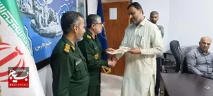 تجلیل از خیرین بسیجی &zwnj;درجاسک