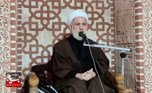 توفیقات الهی در سایه ولایت مداری بر جامعه جاری می شود