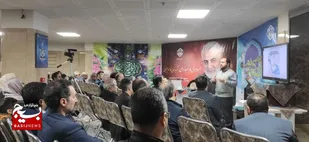 برگزاری مراسم گرامیداشت پنجمین سالگرد شهادت سردار شهید قاسم سلیمانی در سازمان تامین اجتماعی استان البرز/ دشمن به دنبال کاهش سرمایه اجتماعی جامعه است/دشمنان دچار اضمحلال شده&zwnj;اند