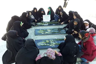 مزار مطهرشهدای گمنام پارک مردم همدان عطرافشانی شد+تصاویر