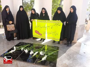 عطر افشانی مزار شهدای گمنام نمین  به مناسبت گرامیداشت هفته بسیج
