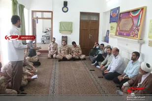حضور کارکنان ناحیه امام حسن مجتبی(ع) در بیت امام راحل(ره)