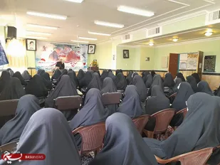 طلاب مرزبانان دین و تبیین کننده باور&zwnj;ها و ارزش&zwnj;ها در جامعه
