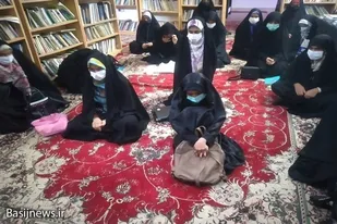 برگزاری حلقه صالحین خواهران بسیجی