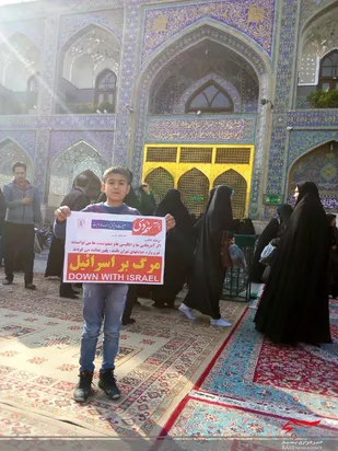 حضور پرشور بسیجیان حوزه ۱۵ خواهران بنت&zwnj;الهدی ناحیه مقاومت بسیج امام صادق(ع) در راهپیمایی ۹ دی