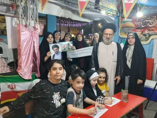 برپایی موکب مدرسه ایران، با حضور معلمان جهادی در ناحیه ۳ کرج